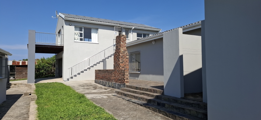 6 Bedroom Property for Sale in Hamburg Eastern Cape